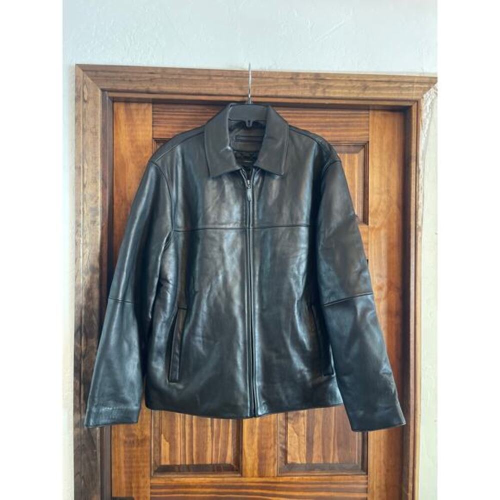 Claiborne Lambskin leather jacket large